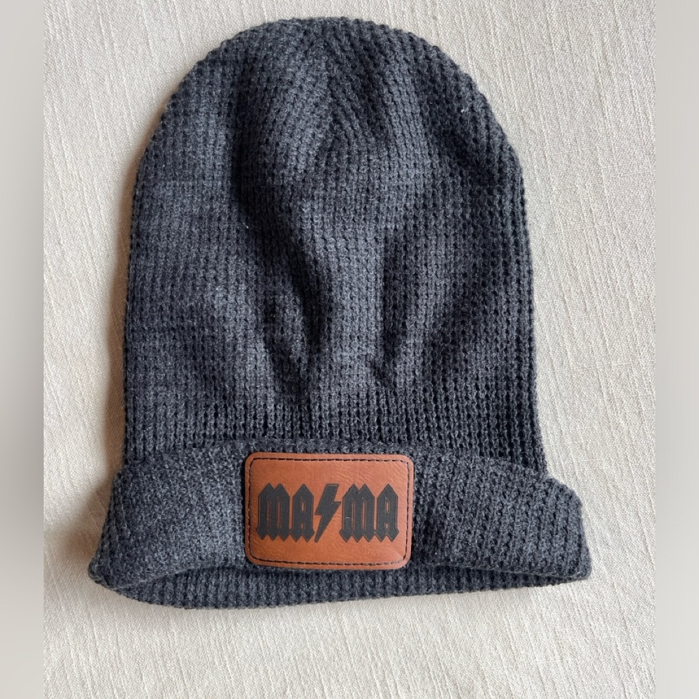 MAMA beanie